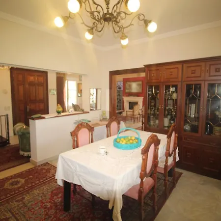 Private Akobara, 2km From Center Vila Corfu (city)
