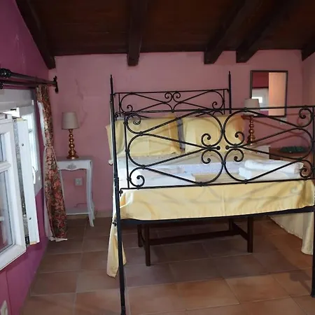 Private Akobara, 2km From Center Vila