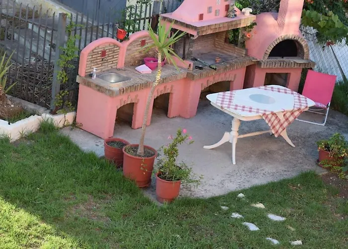 Villa Private Akobara, 2km From Center *
