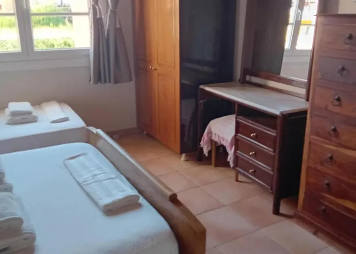 Villa Private Akobara, 2km From Center *