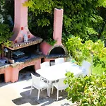 Vila Private Akobara, 2km From Center Corfu (city)