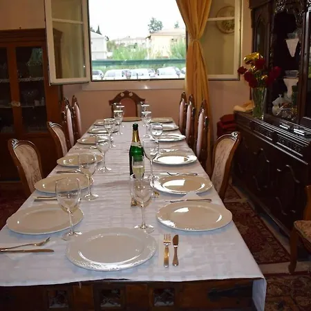 Private Akobara, 2km From Center Corfu (city)