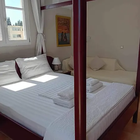 Private Akobara, 2km From Center * Corfu (city)