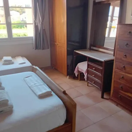 Villa Private Akobara, 2km From Center *