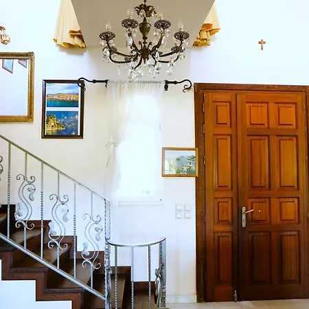 Private Akobara, 2km From Center Corfu (city)