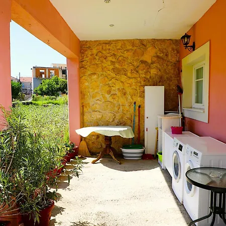 Private Akobara, 2km From Center Corfu (city)