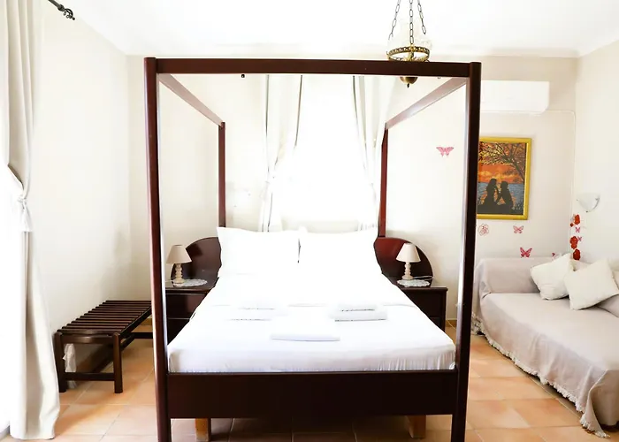 Private Akobara, 2km From Center * Corfu (city)